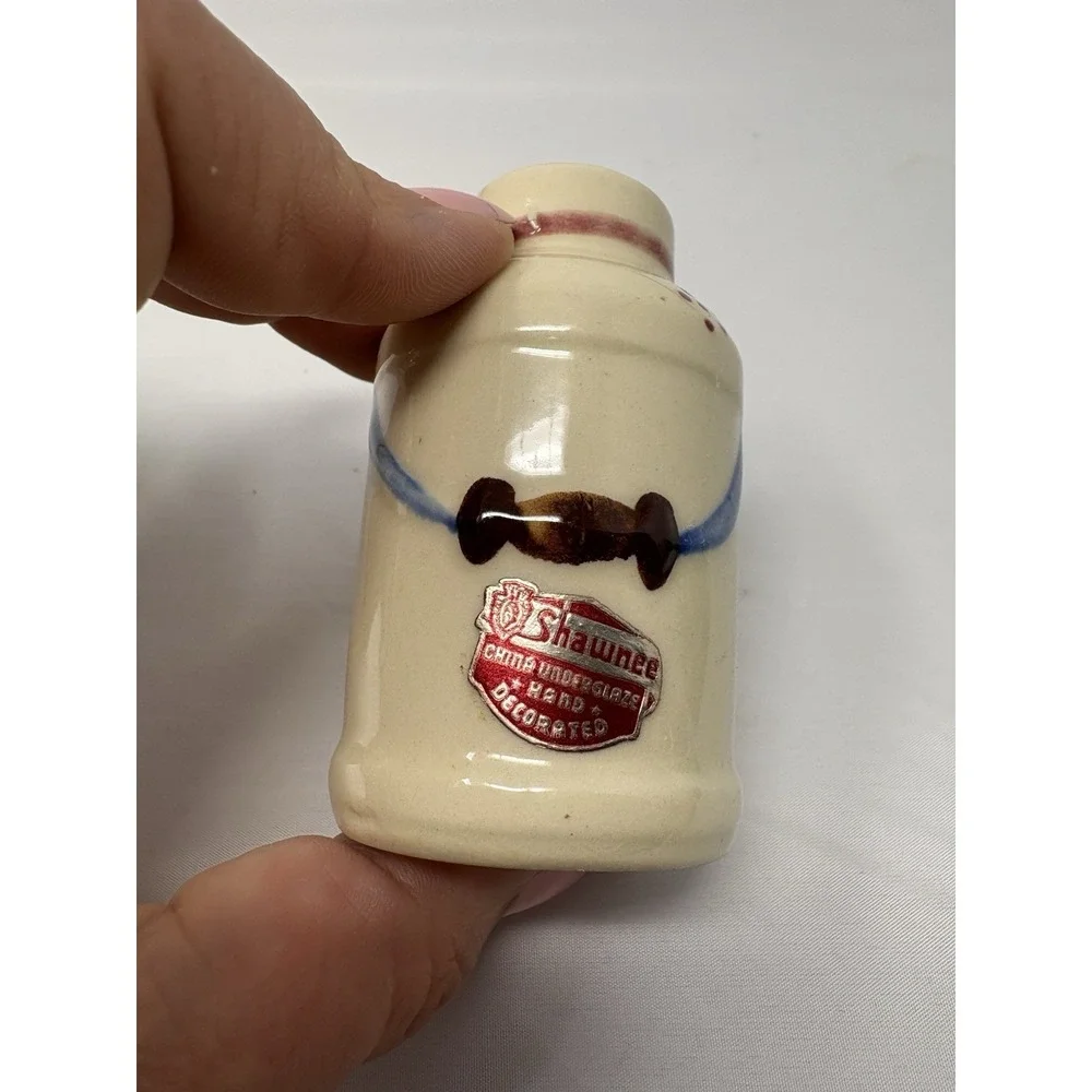 Vintage Shawnee Milk Cans Cottage Salt & Pepper Shakers White W/ Dot Flowers MCM